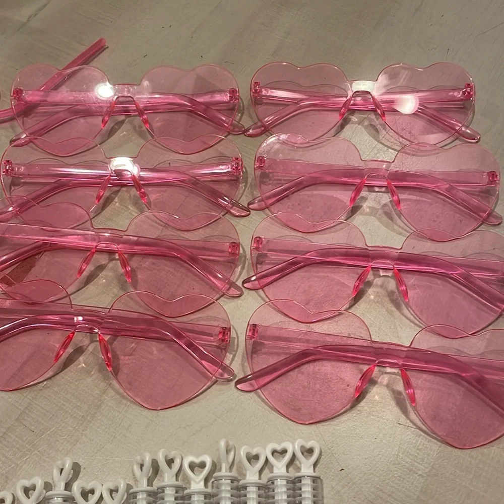 Bach Party Favours - Heart Shaped Sunglasses